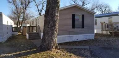 Main picture of Blue Valley Manufactured Home Community