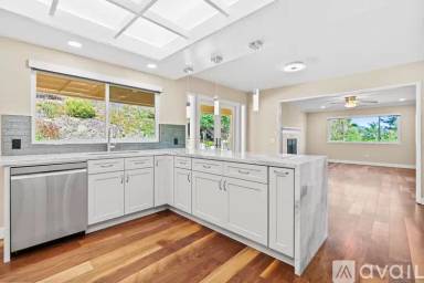 Main picture of 3610 Mary Ln