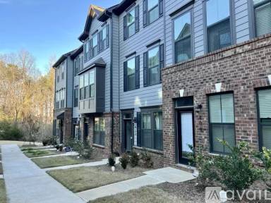 Main picture of 413 Tristram Ln