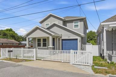 Main picture of 2904 Banza St