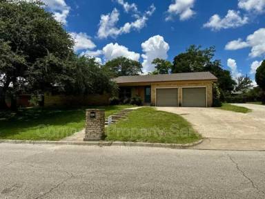 Main picture of 8919 Whippoorwill Dr