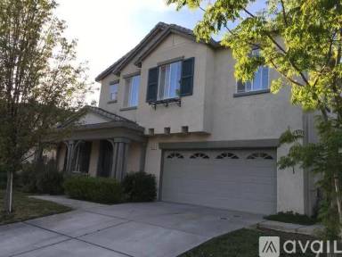 Main picture of 6619 Sao Tiago Way