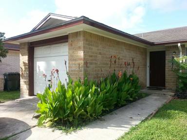 Main picture of 3631 La Paz Dr