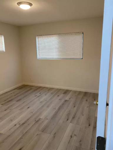 Main picture of 5223 Harmony Ave