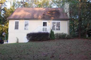 Main picture of 5511 Burrus Ln