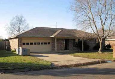 Main picture of 114 David Dr