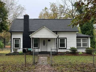 Main picture of 210 W Ohio Ave