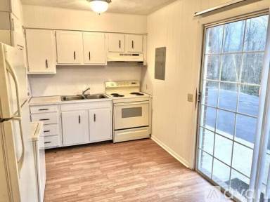 Main picture of 3812 Memorial Blvd