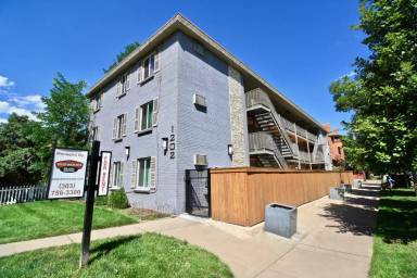 Main picture of 1202 N Logan St