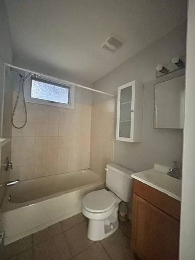 Main picture of 80 Eastern Ave