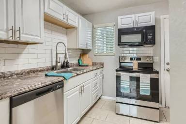 Main picture of Come to see your New Home!