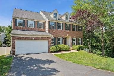 Main picture of 20631 Piney Branch Way