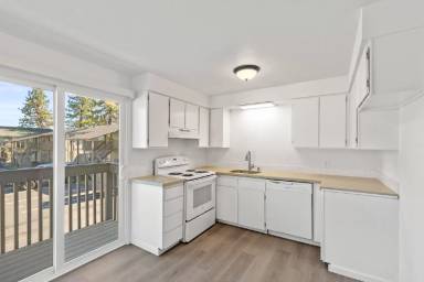 Main picture of Greenwood Apartments
