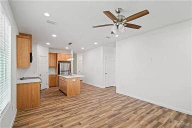 Main picture of 2108 E San Andrea St