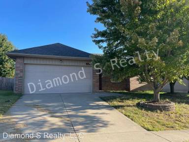 Main picture of 2499 Cedar Creek Dr