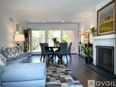 Main picture of 701 Elm St