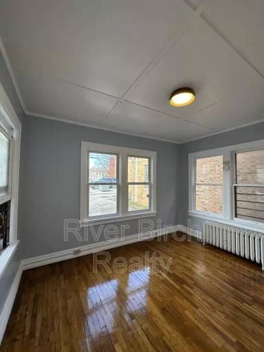 Main picture of 619 S 5th St