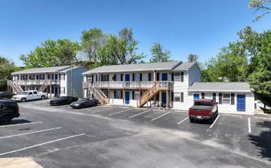 Main picture of 310 Jefferson St