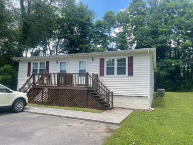 Main picture of 3315 Highway 126