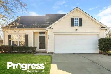 Main picture of 3012 Sunlight Path Dr
