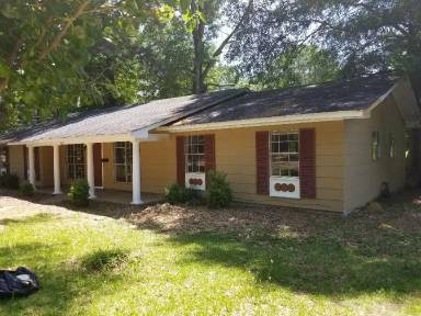 Main picture of 1215 Garden Park Dr