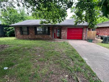 Main picture of 2729 N Sierra Ave
