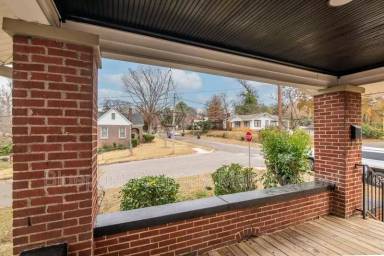 Main picture of 718 78th St S