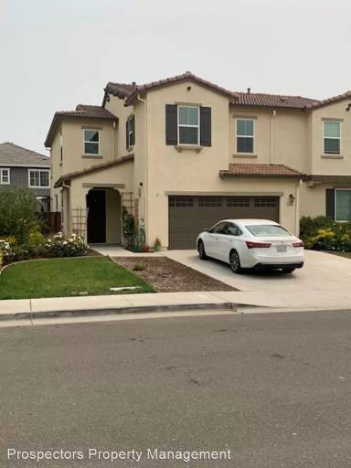 Main picture of 18800 Nutmeg Dr