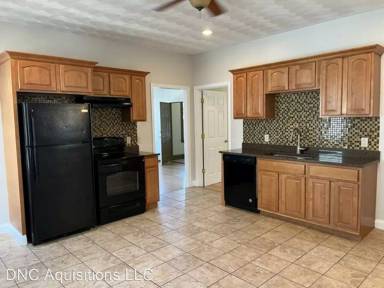 Main picture of 186 Federal St