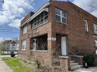 Main picture of 211 S Liberty St