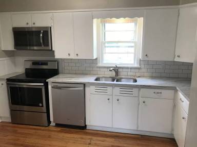 Main picture of 3304 31st St