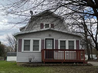 Main picture of 713 Clark Ave