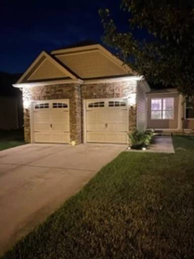 Main picture of 100 - 104 Lexington PlLexington Pl