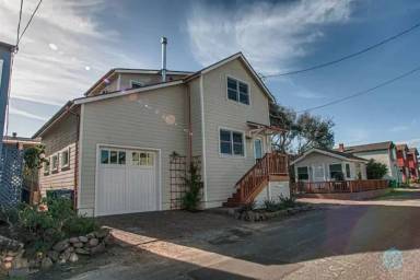 Main picture of 675 Mermaid Ave