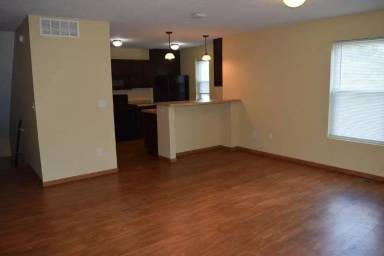 Main picture of 859 N 8th St