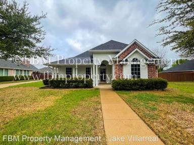 Main picture of 105 Yorkshire Ct