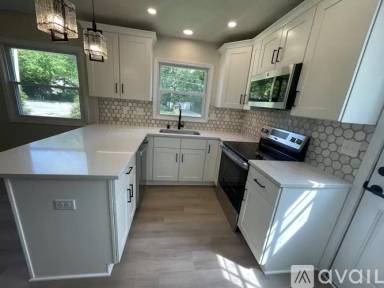 Main picture of 5910 Teakwood Dr