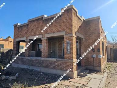 Main picture of 2100 Coal Pl SE