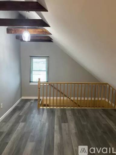 Main picture of 128 Purchase St