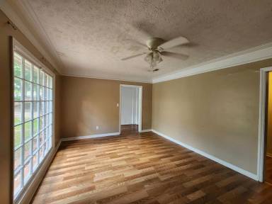 Main picture of 1632 41st St