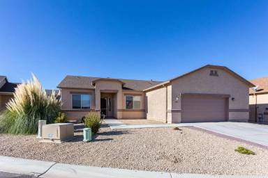Main picture of 6245 E Searle Pl