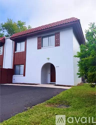 Main picture of 2063 Oak Meadow Cir