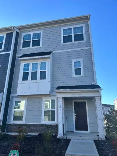 Main picture of 1013 Belloak Way