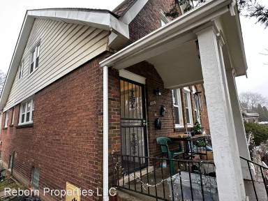 Main picture of 3236 W Buena Vista St