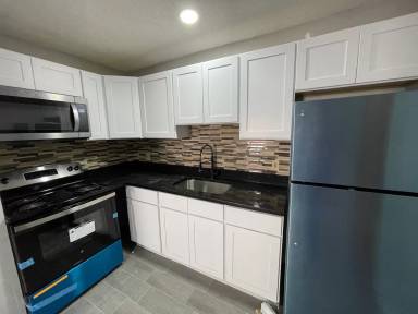 Main picture of 1263 Chapel St