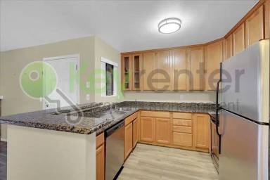 Main picture of Highland Condominiums