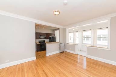 Main picture of 1832 N Humboldt Blvd