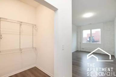 Main picture of 2550 S Wabash Ave