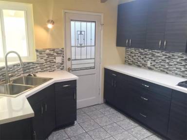 Main picture of 3121 Antonio St