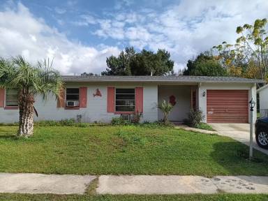 Main picture of 1824 W Freeman Pl